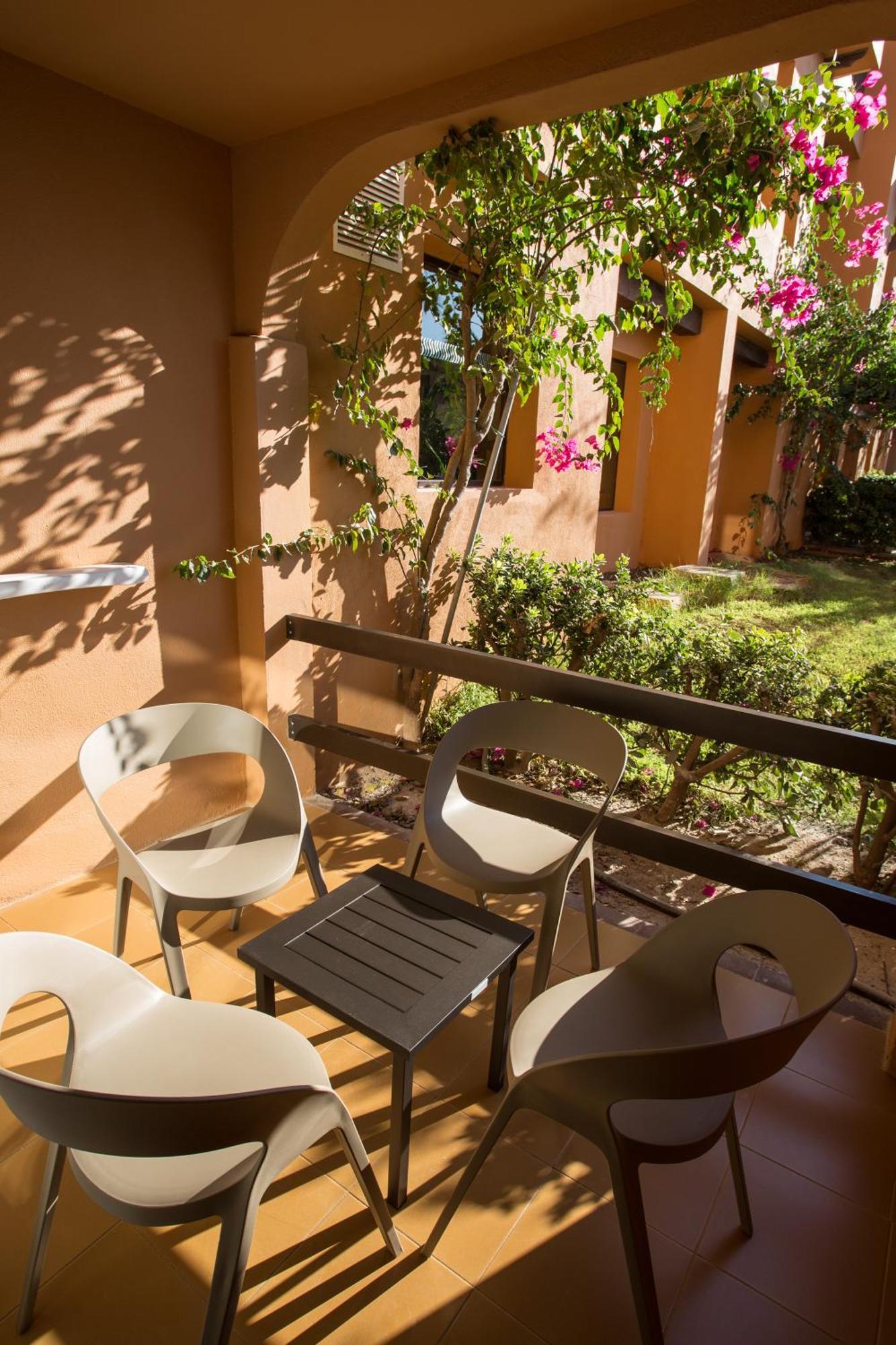 Insotel Club Tarida Playa San José Oda fotoğraf